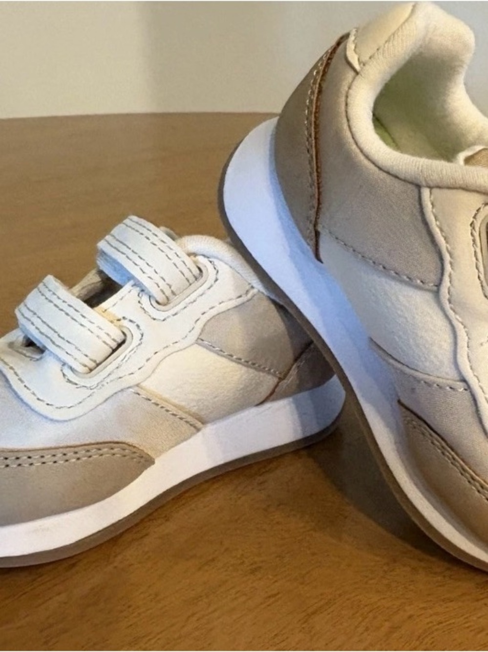 Toddler Unisex Beige Charlie Retro Sneakers - Cat & Jack Size 11